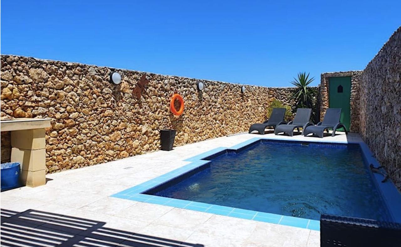 Petra Farmhouse B&B Nadur Ngoại thất bức ảnh
