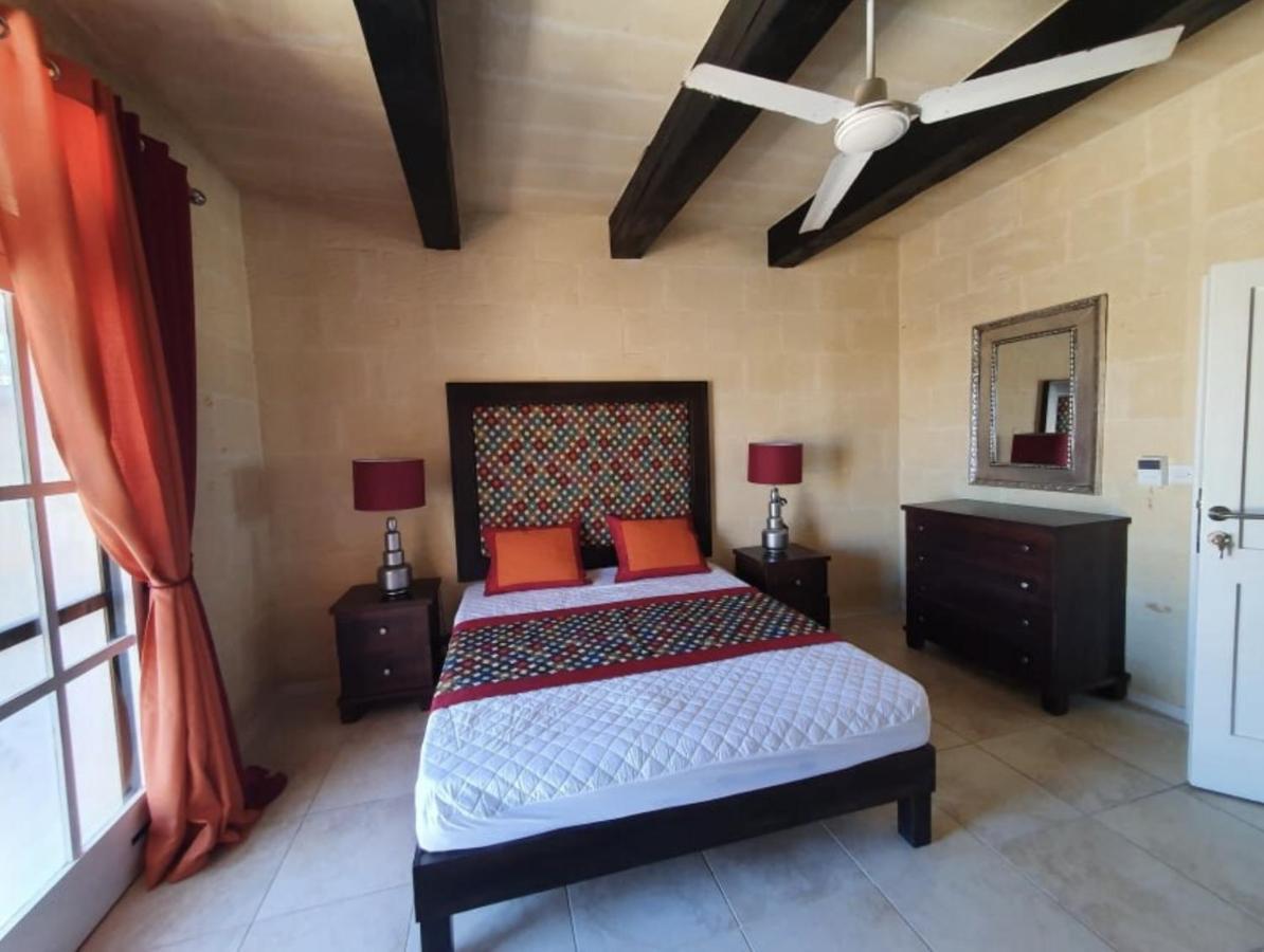 Petra Farmhouse B&B Nadur Ngoại thất bức ảnh