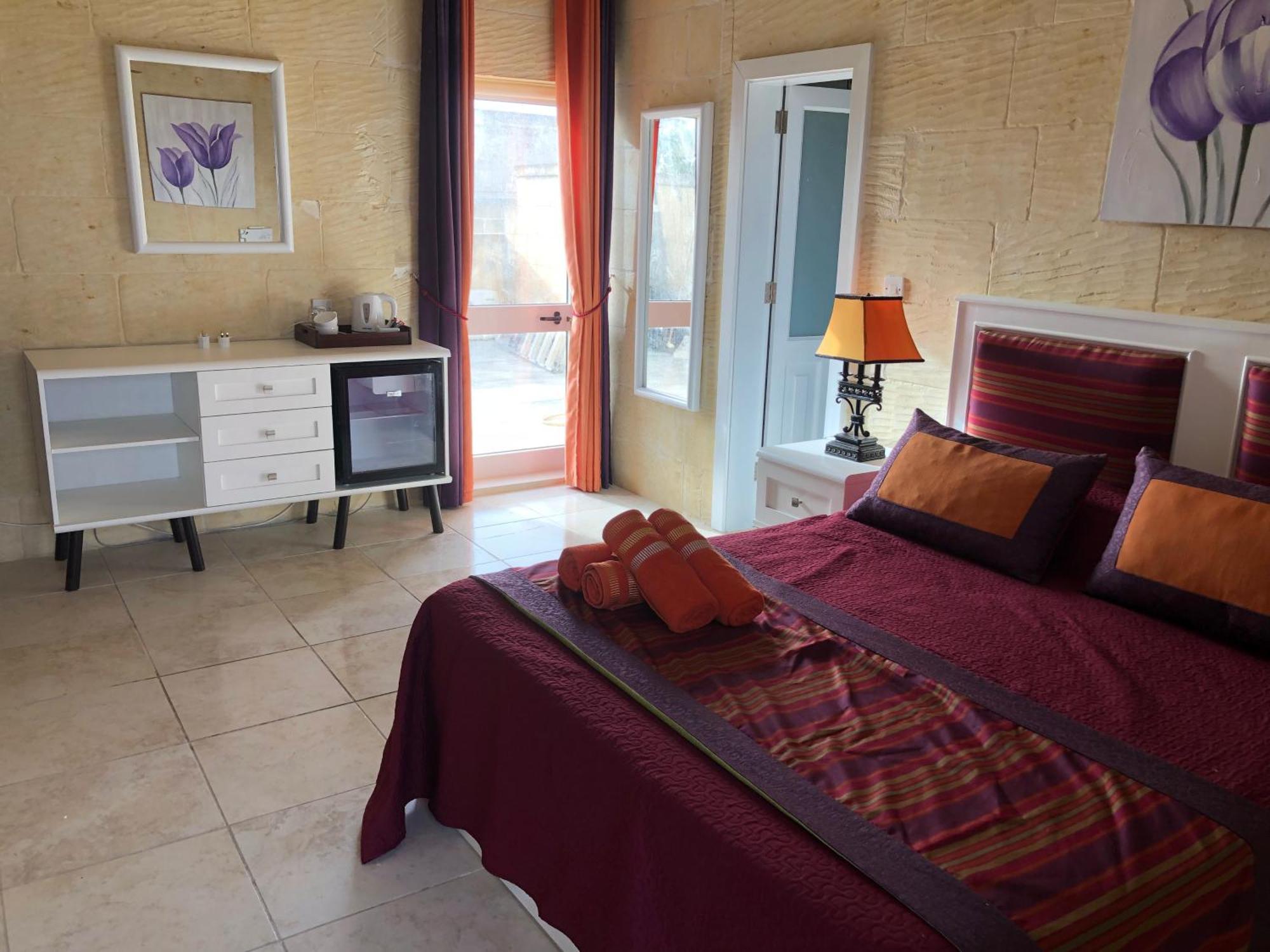 Petra Farmhouse B&B Nadur Ngoại thất bức ảnh